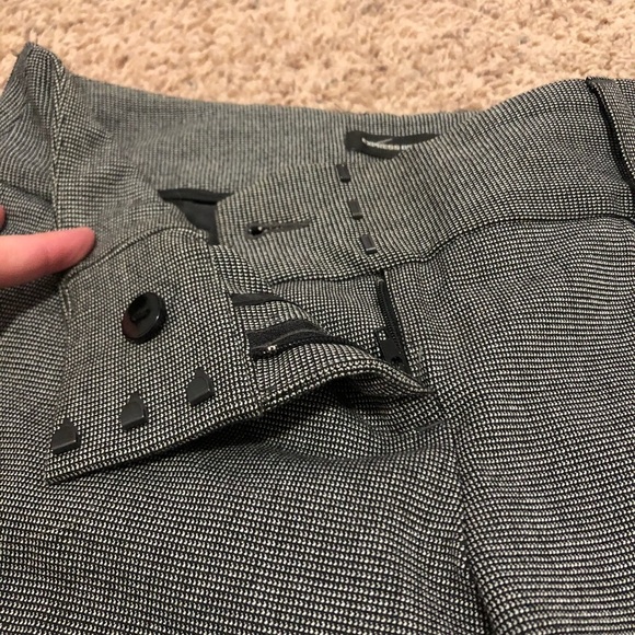 Express Design Studio Capri / Cropped Ankle Pants - Picture 3 of 7